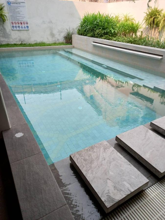 Valentier Cafe And Hotel เชียงใหม่ ภายนอก รูปภาพ