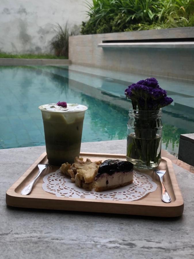 Valentier Cafe And Hotel เชียงใหม่ ภายนอก รูปภาพ
